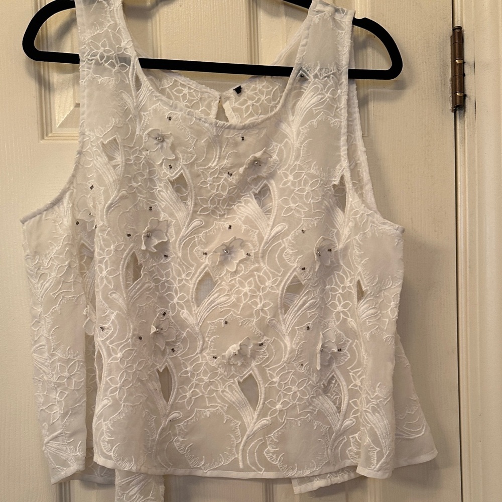 Elegant White Floral Lace Women's Top